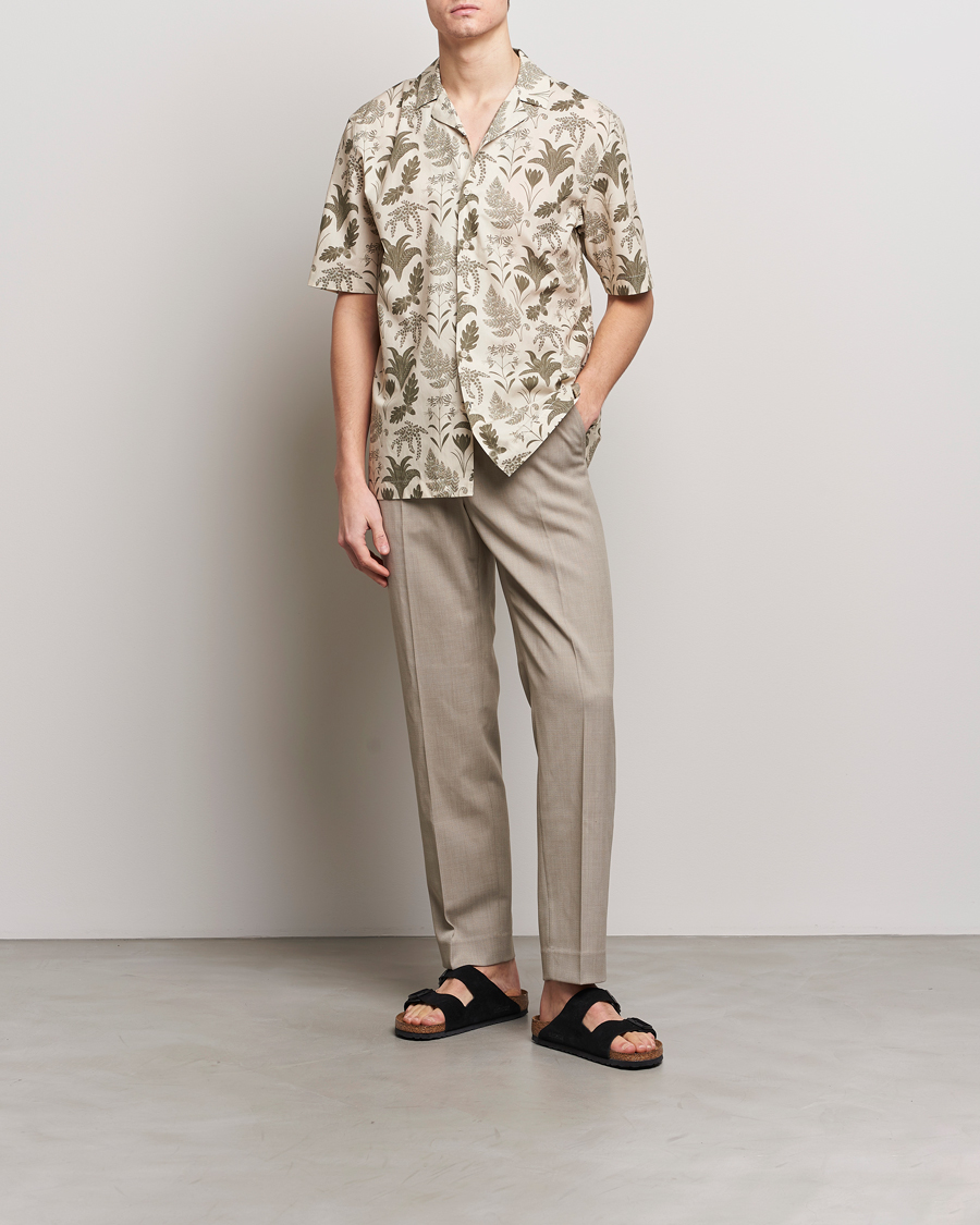 Herr | Skjortor | Sunspel | Katie Scott Short Sleeve Printed Resort Shirt Ecru