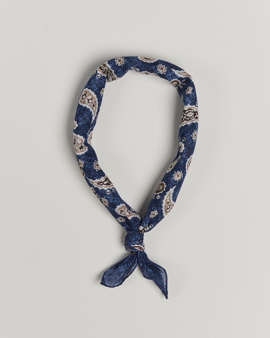 Herr | Amanda Christensen Cotton Voilé Printed Paisley Bandana Navy | Amanda Christensen | Cotton Voilé Printed Paisley Bandana Navy