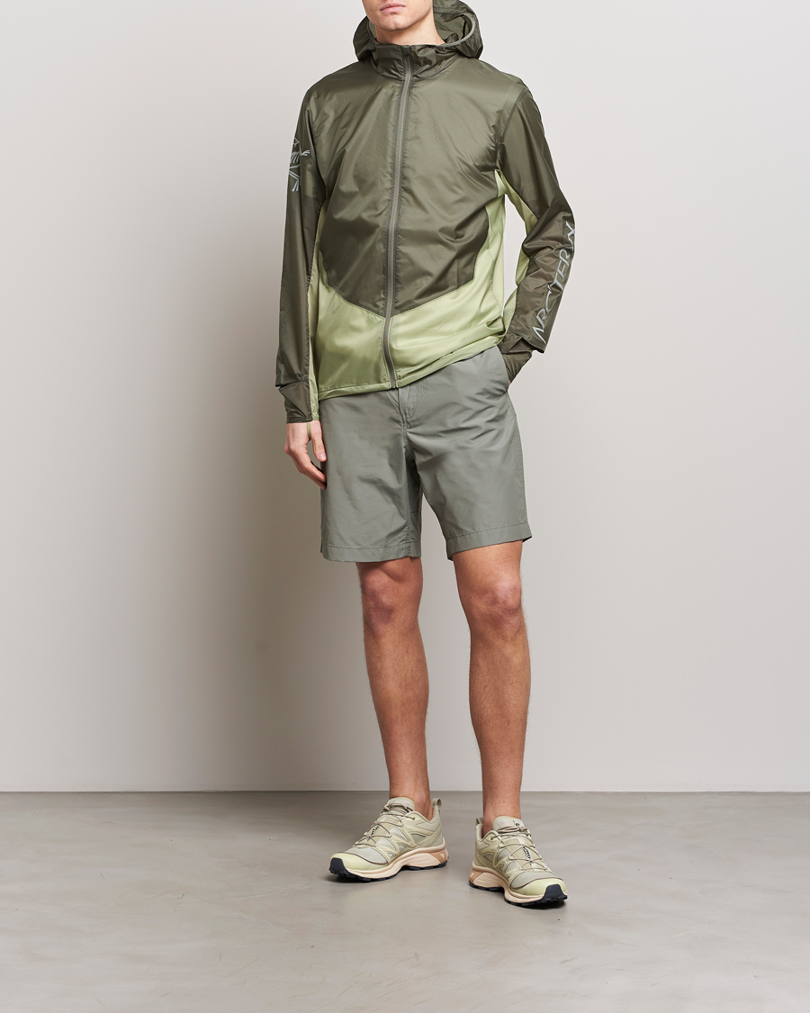 Herr | Jackor | Arc'teryx | Norvan Windshell Hooded Jacket Forage/Chloris