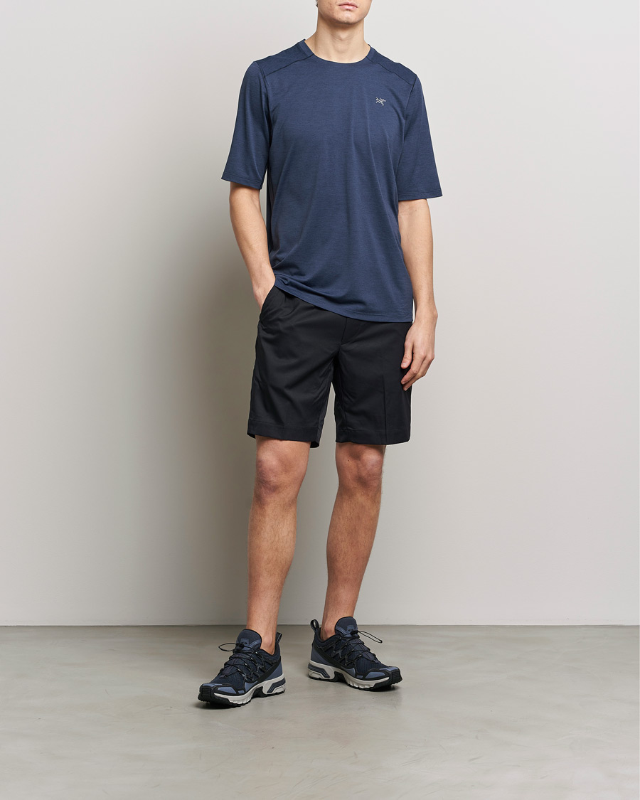 Herr | T-Shirts | Arc'teryx | Cormac Crew Neck T-Shirt Black Sapphire Heather