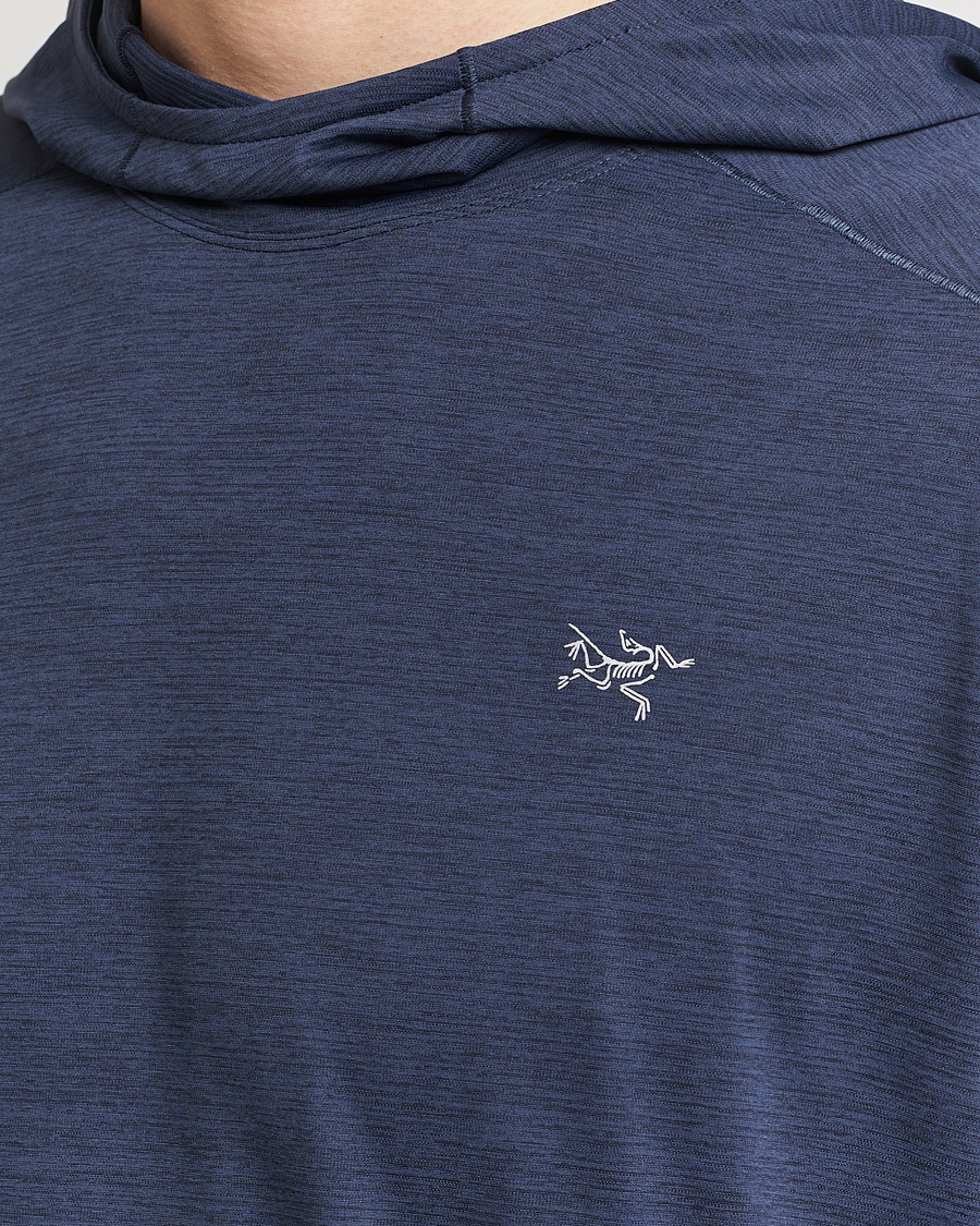 Herr | Tröjor | Arc'teryx | Cormac Hoodie Black Sapphire Heather