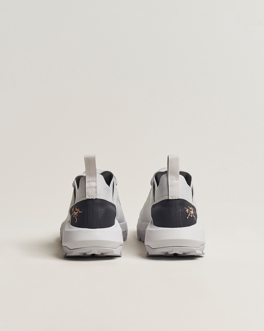 Herr | Arc'teryx Vertex Alpine Gore-Tex Sneakers Solitude/Graphite | Arc'teryx | Vertex Alpine Gore-Tex Sneakers Solitude/Graphite