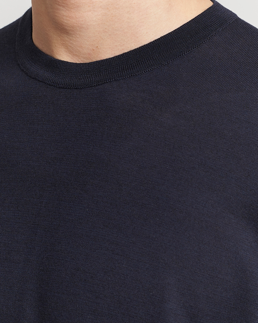 Herr | T-Shirts | John Smedley | Hilcote Wool/Sea Island Cotton T-Shirt Navy