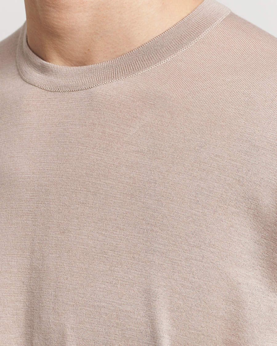 Herr | T-Shirts | John Smedley | Hilcote Wool/Sea Island Cotton T-Shirt Oat