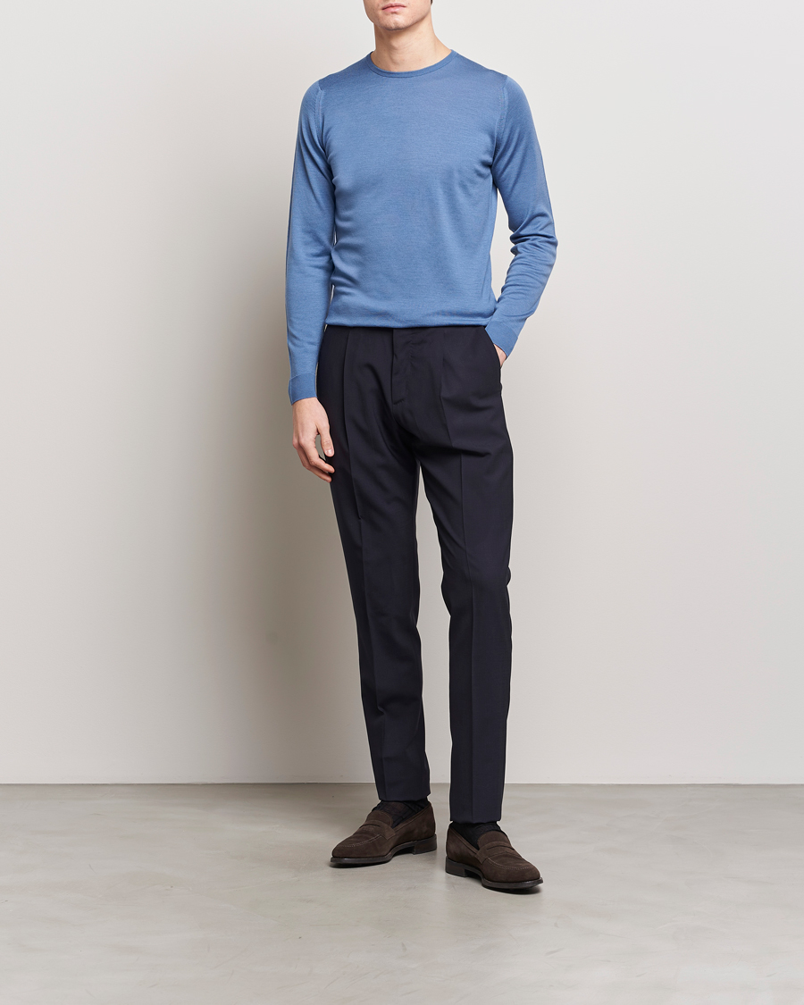 Herr | Tröjor | John Smedley | Lundy Extra Fine Merino Crew Neck Riviera Blue