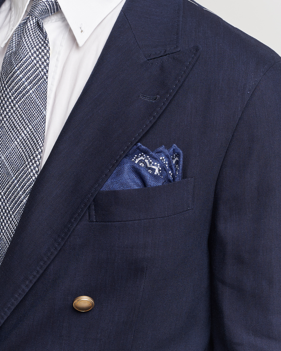 Herr | Brunello Cucinelli Paisley Silk Pocket Square Navy | Brunello Cucinelli | Paisley Silk Pocket Square Navy