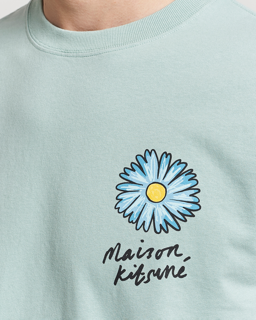 Herr | T-Shirts | Maison Kitsuné | Floating Flower T-Shirt Seafoam Blue