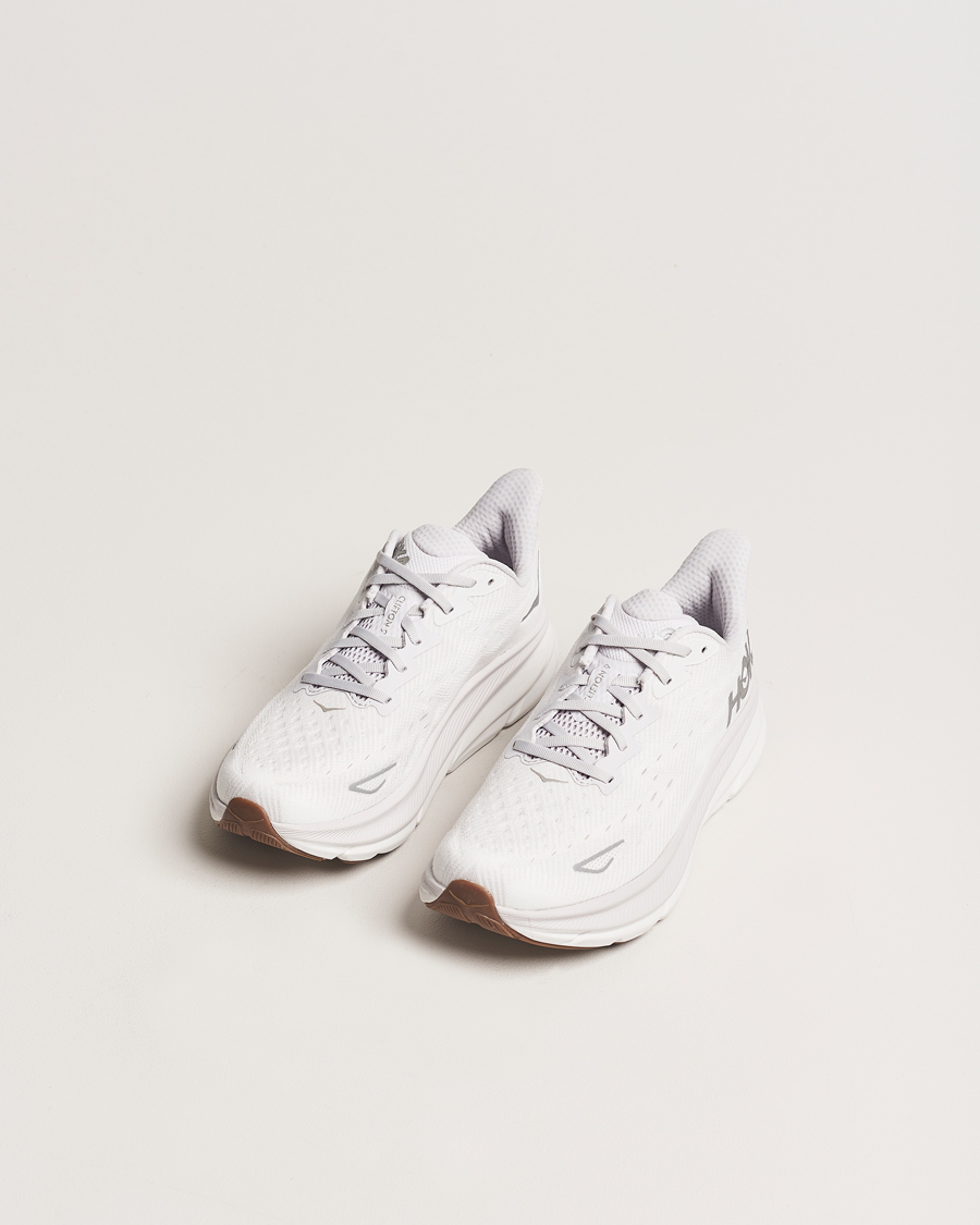 Herr | Vita sneakers | Hoka One One | Hoka Clifton 9 Nimbus Cloud/White
