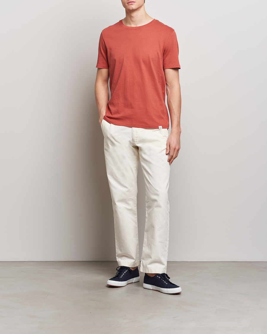 Herr | T-Shirts | Merz b. Schwanen | Organic Cotton Washed Crew Neck T-Shirt Newman Red