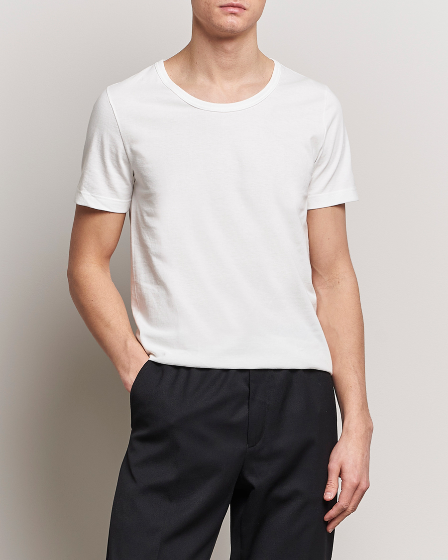 Herr | Avdelningar | Merz b. Schwanen | 1970s Classic Loopwheeled V-Neck T-Shirt White