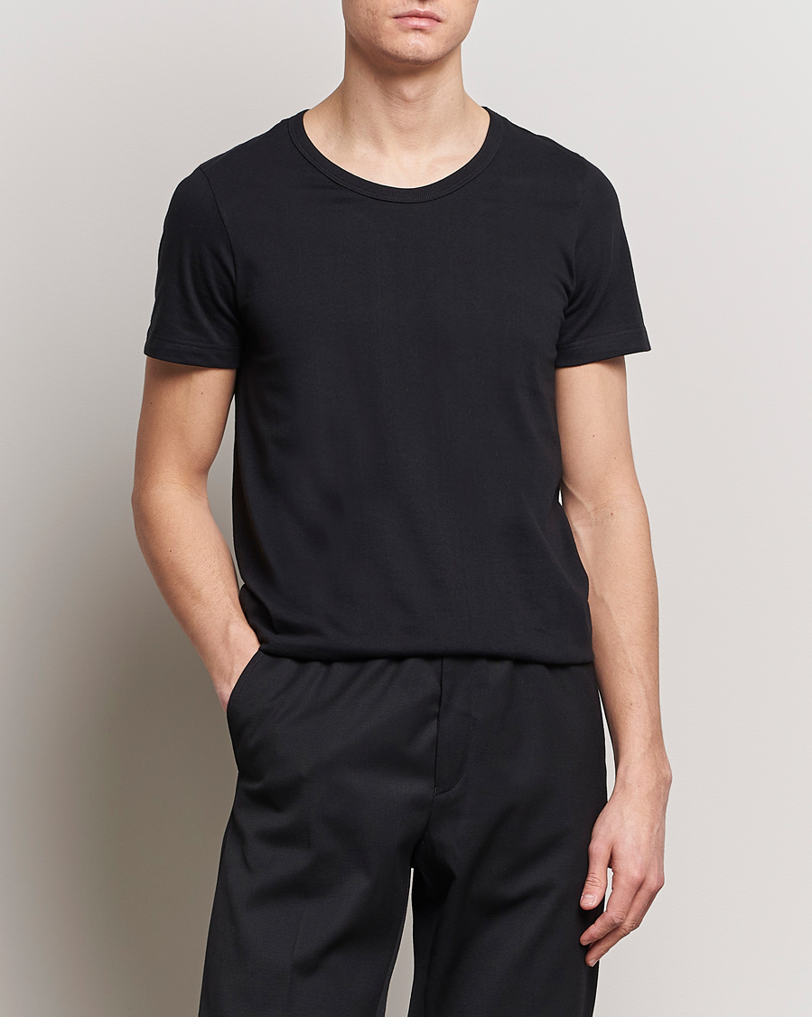 Herr | Kortärmade t-shirts | Merz b. Schwanen | 1970s Classic Loopwheeled V-Neck T-Shirt Black