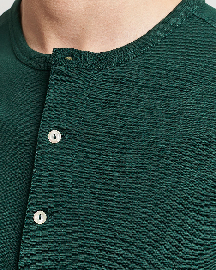 Herr | T-Shirts | Merz b. Schwanen | Short Sleeve Organic Cotton Henley Classic Green