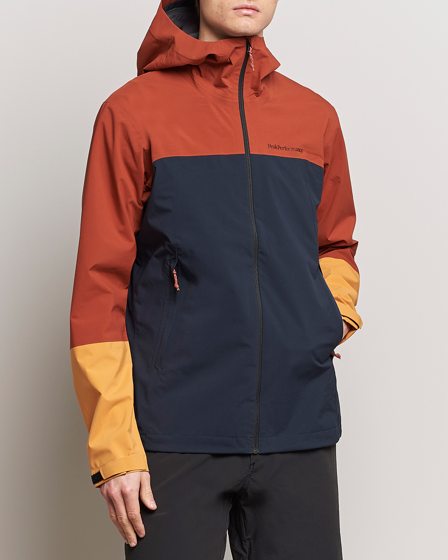 Herr | Vårjackor herr | Peak Performance | Trail Hipe Hooded Jacket Spiced/Salute Navy/Desert