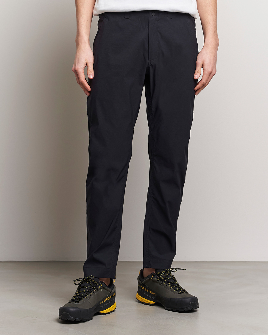 Herr | Byxor | Peak Performance | Commuter Pants Black