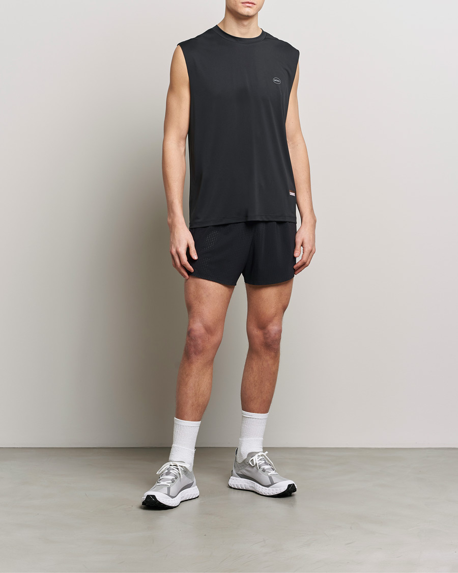 Herr | T-Shirts | Satisfy | AuraLite Muscle Tee Black