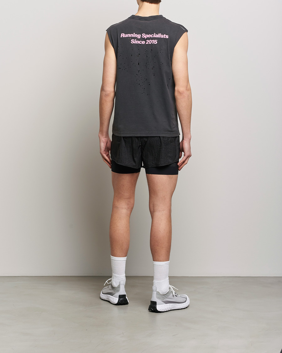 Herr | T-Shirts | Satisfy | MothTech Muscle Tee Aged Black