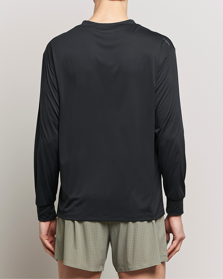 Herr | T-Shirts | Satisfy | AuraLite Long Sleeve T-Shirt Black