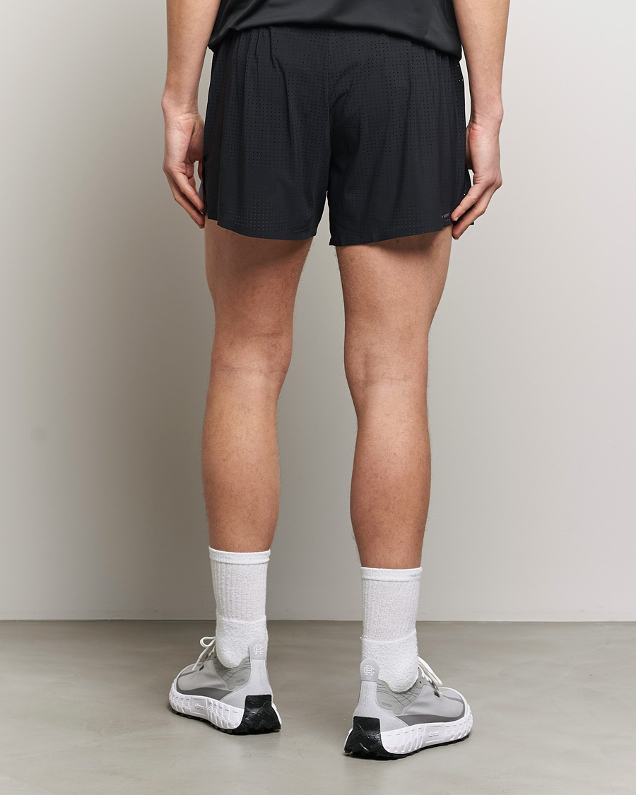 Herr | Shorts | Satisfy | Space-O 5 Inch Shorts Black