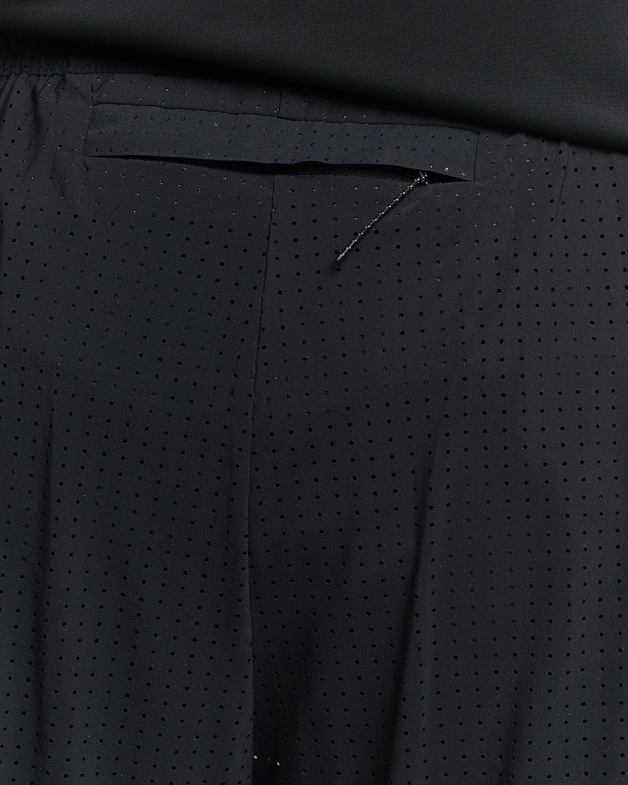 Herr | Shorts | Satisfy | Space-O 5 Inch Shorts Black