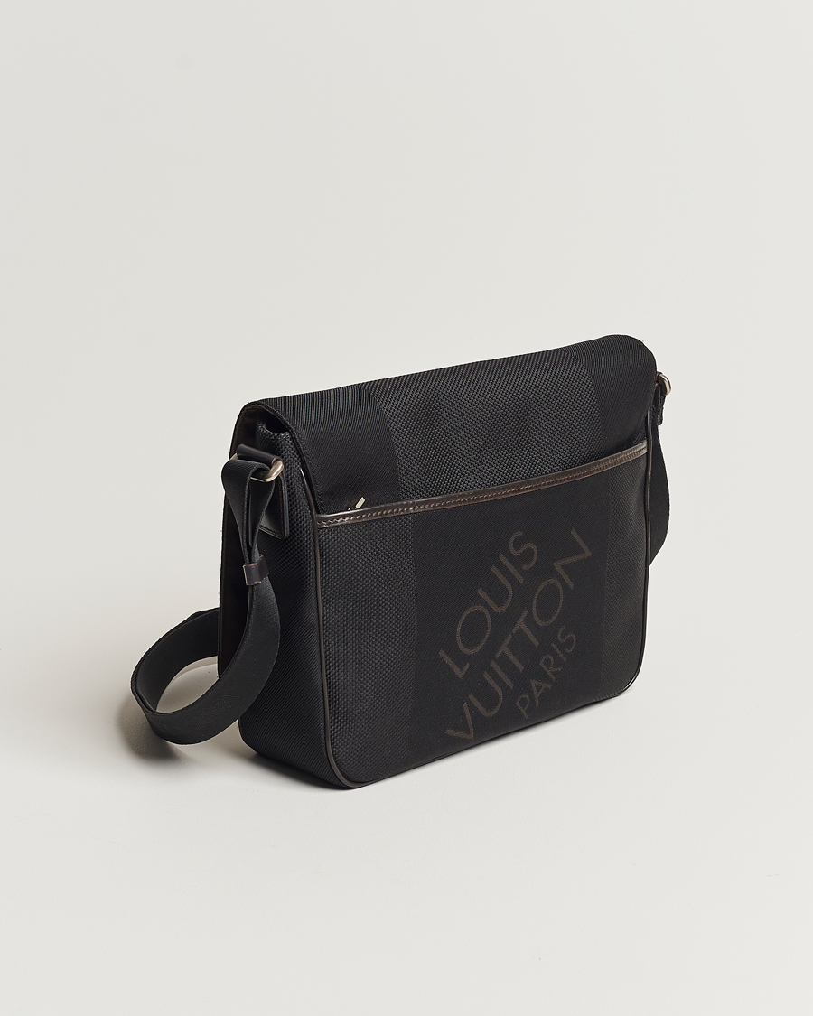 Herr | Louis Vuitton Pre-Owned Canvas Messenger Bag Damier Geant | Louis Vuitton Pre-Owned | Canvas Messenger Bag Damier Geant
