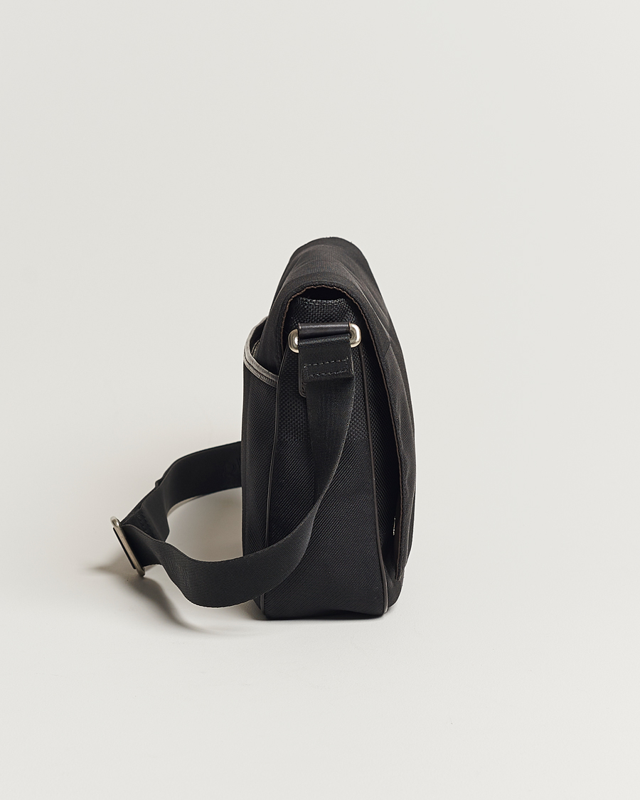 Herr | Louis Vuitton Pre-Owned Canvas Messenger Bag Damier Geant | Louis Vuitton Pre-Owned | Canvas Messenger Bag Damier Geant