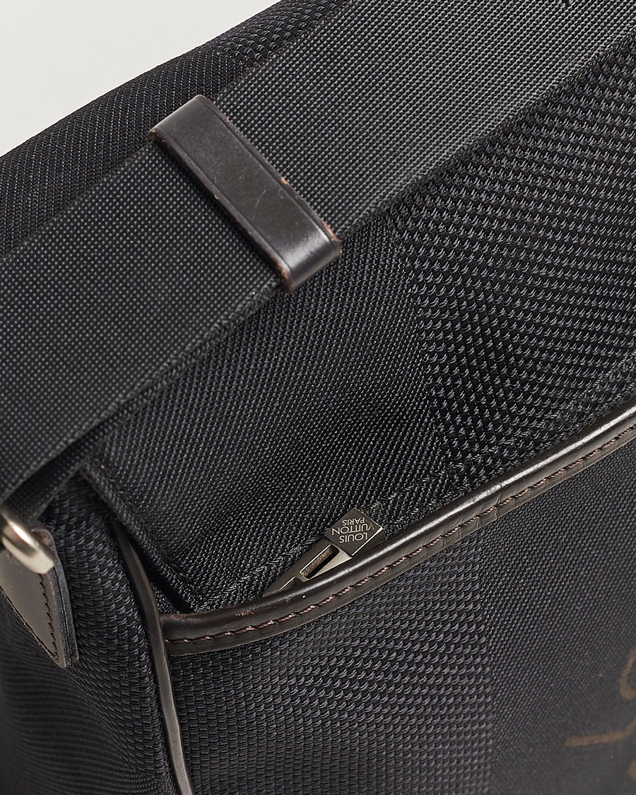 Herr | Louis Vuitton Pre-Owned Canvas Messenger Bag Damier Geant | Louis Vuitton Pre-Owned | Canvas Messenger Bag Damier Geant