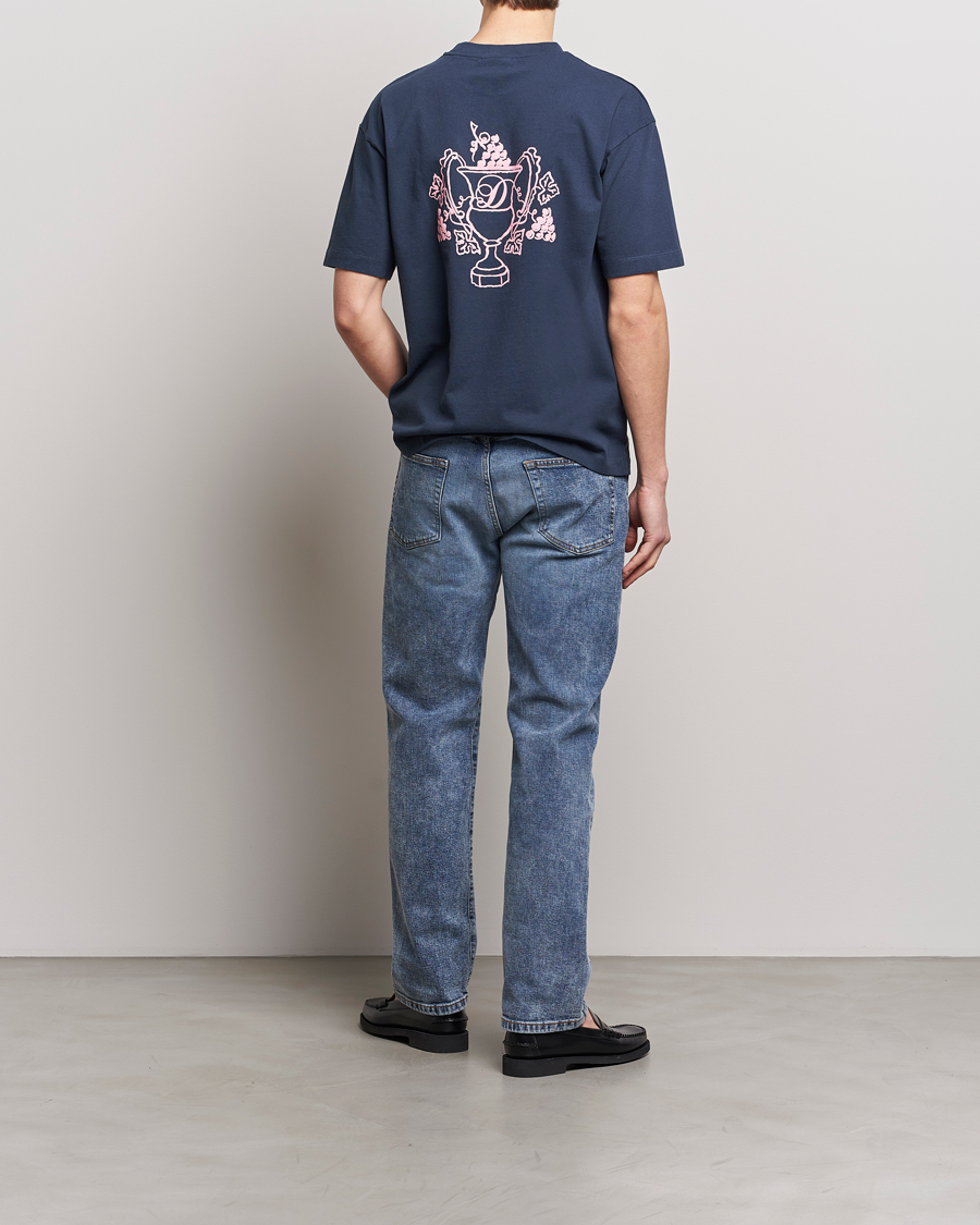 Herr | T-Shirts | Drôle de Monsieur | Blason Embroidered T-Shirt Midnight Blue