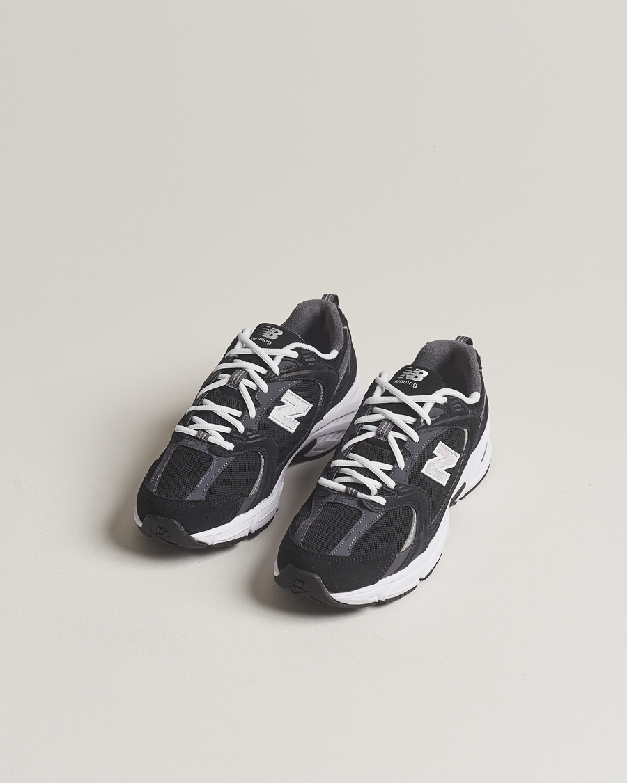 Herr | Contemporary Creators | New Balance | 530 Sneakers Black