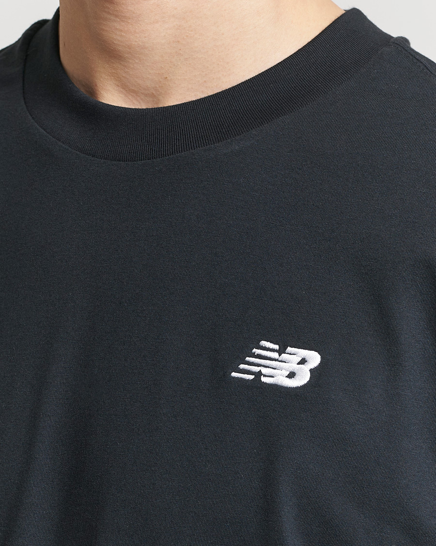 Herr | T-Shirts | New Balance | Essentials T-Shirt Black