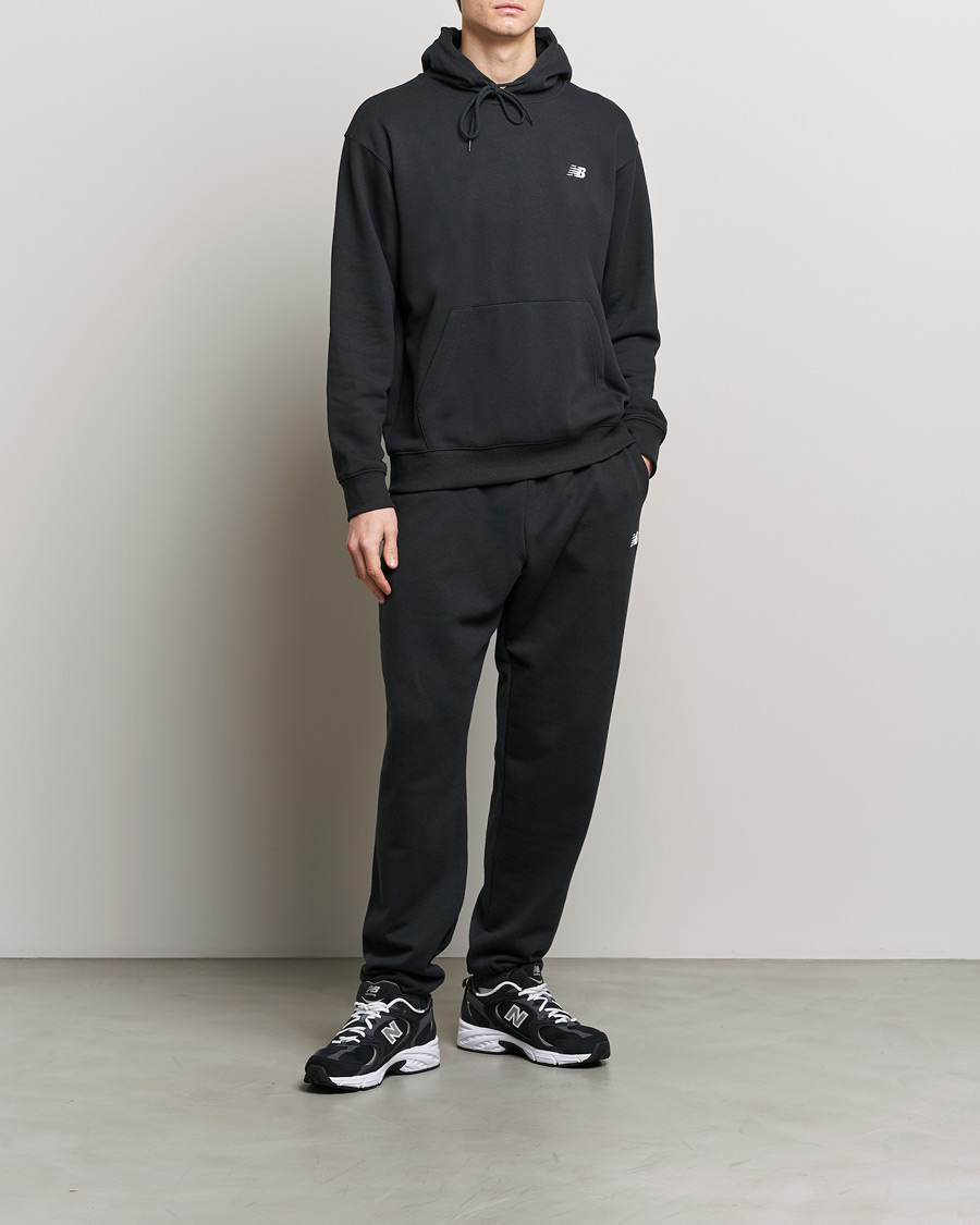Herr | Tröjor | New Balance | Essentials French Terry Hoodie Black