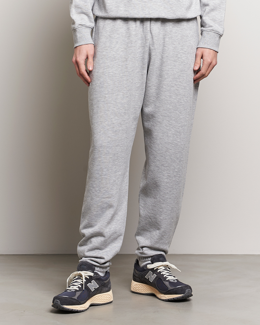 Herr | Byxor | New Balance | Essentials French Terry Joggers Athletic Grey