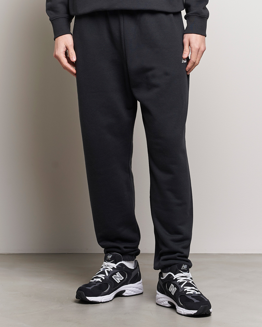 Herr | Kläder | New Balance | Essentials French Terry Sweatpants Black