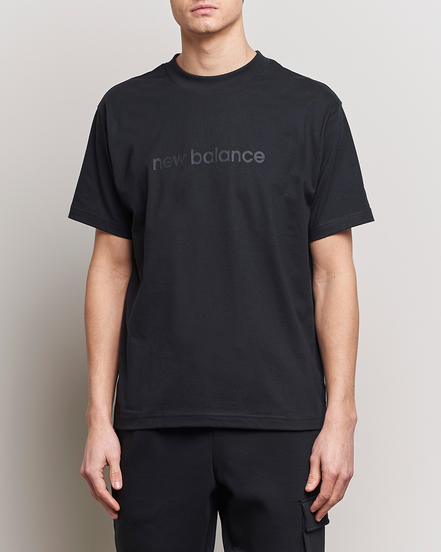 Herr | T-Shirts | New Balance | Shifted Graphic T-Shirt Black