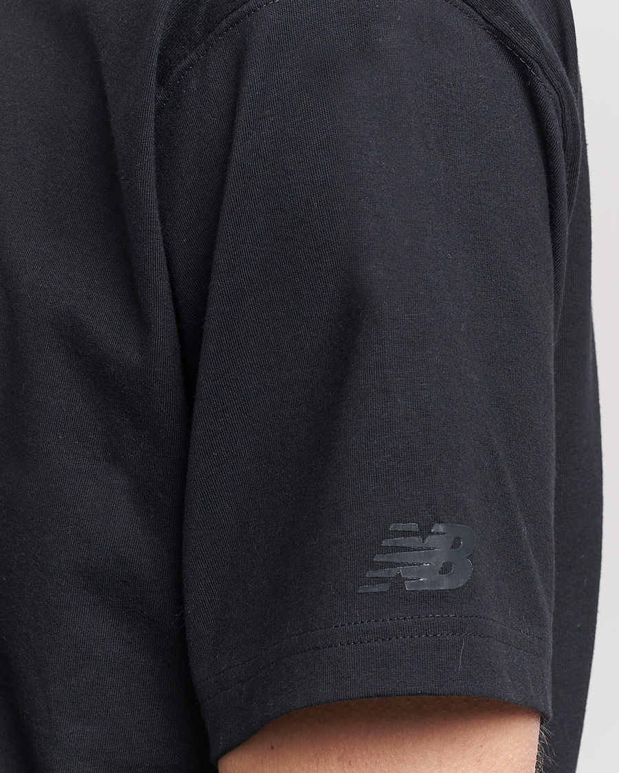 Herr | T-Shirts | New Balance | Shifted Graphic T-Shirt Black
