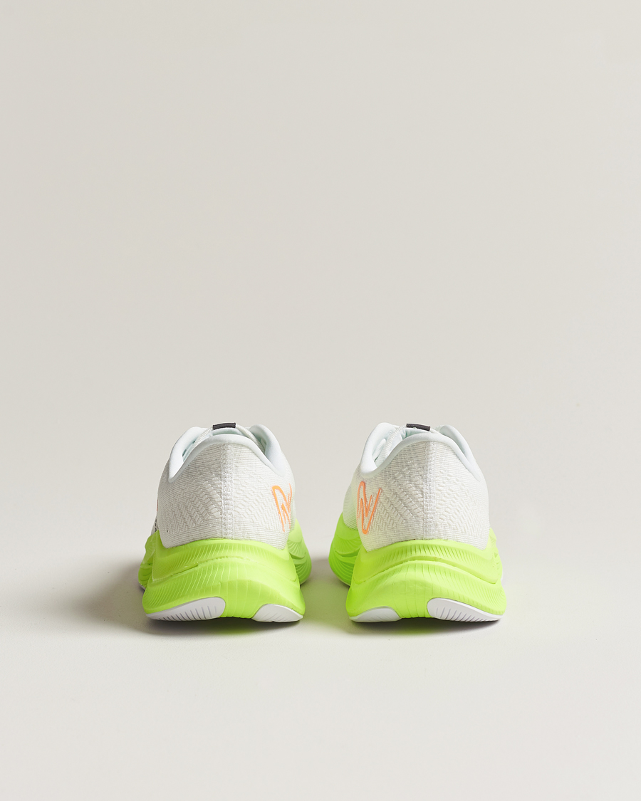 Herr | New Balance Running FuelCell Propel v4 White | New Balance Running | FuelCell Propel v4 White
