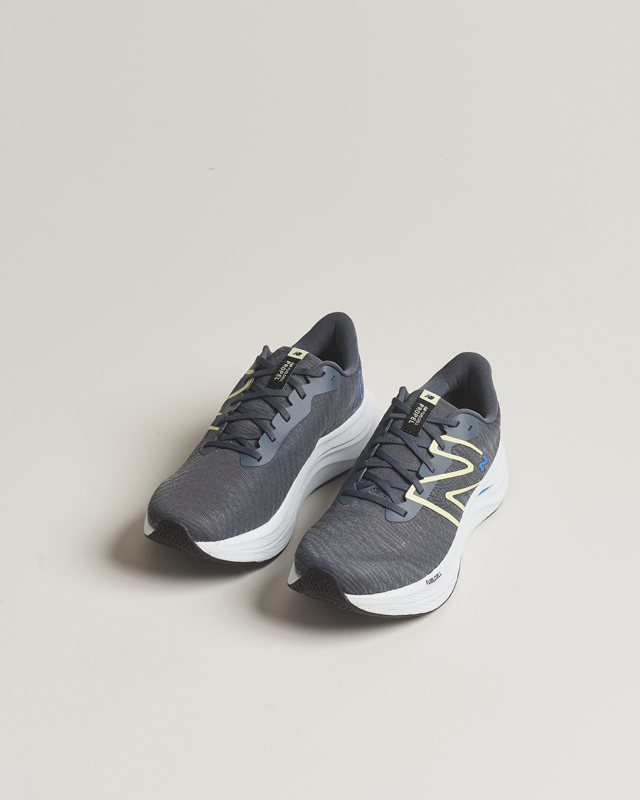 Herr | New Balance Running FuelCell Propel v4 Graphite | New Balance Running | FuelCell Propel v4 Graphite