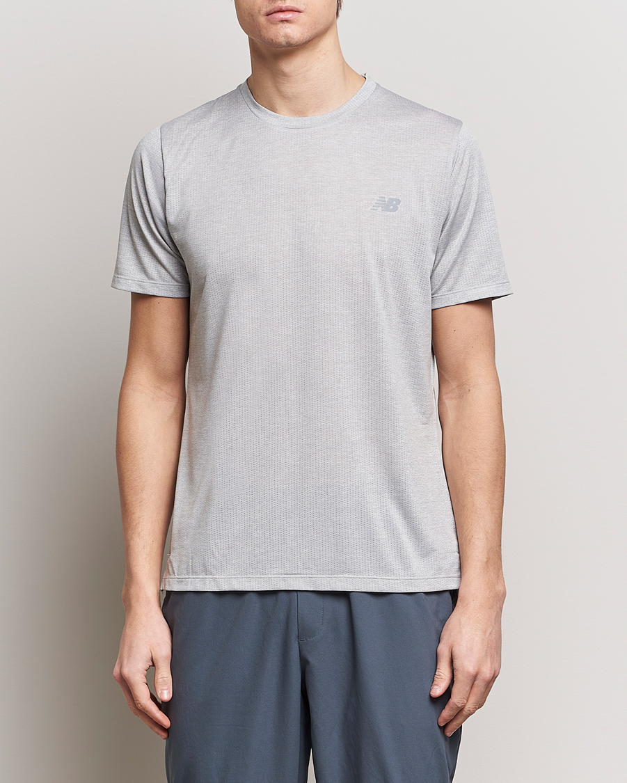 Herr | Kortärmade t-shirts | New Balance Running | Athletics Run T-Shirt Athletic Grey