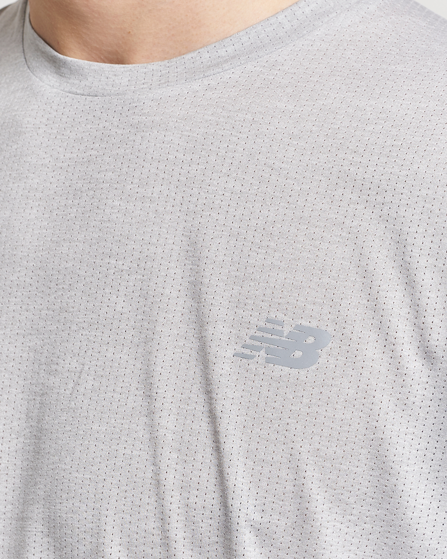 Herr | T-Shirts | New Balance Running | Athletics Run T-Shirt Athletic Grey