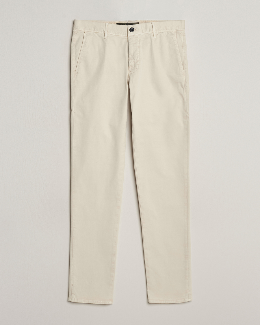 Herr | Byxor | Incotex | Slim Fit Garment Dyed Slacks Off White