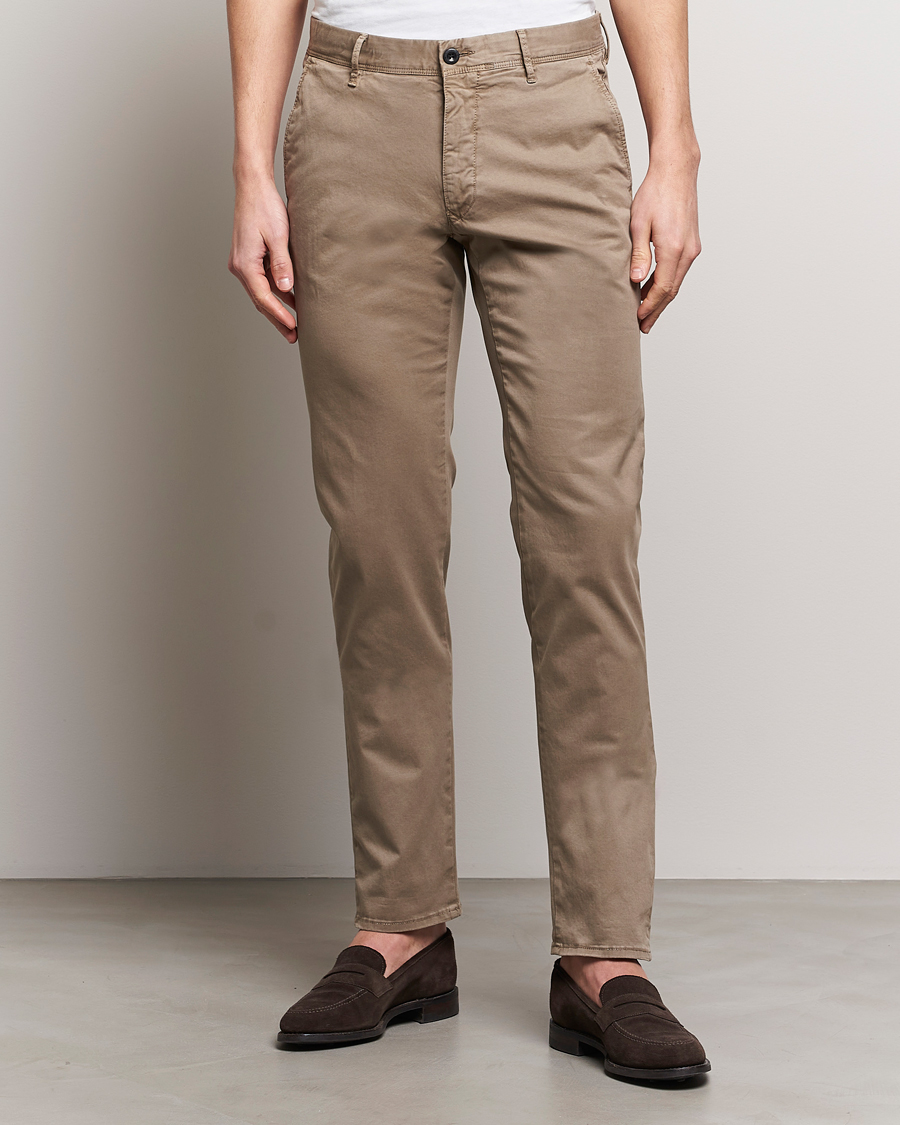 Herr | Byxor | Incotex | Slim Fit Garment Dyed Slacks Light Brown