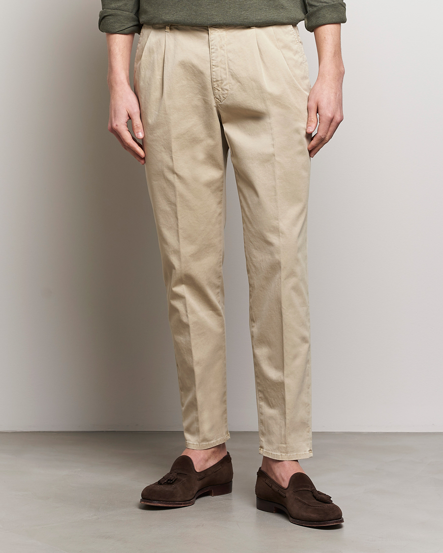 Herr | Slowear | Incotex | Tapered Fit Pleated Slacks Light Beige