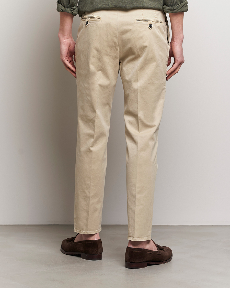 Herr | Byxor | Incotex | Tapered Fit Pleated Slacks Light Beige