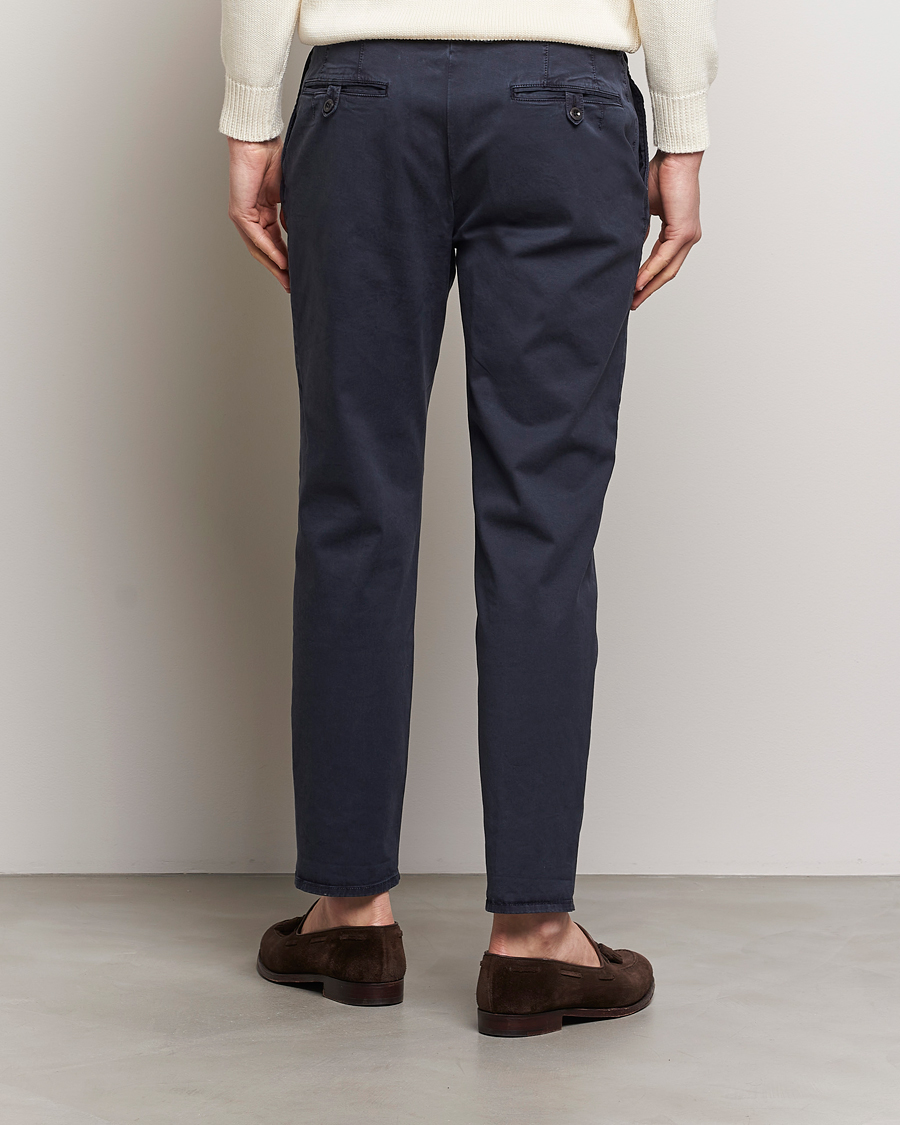 Herr | Byxor | Incotex | Tapered Fit Pleated Slacks Navy