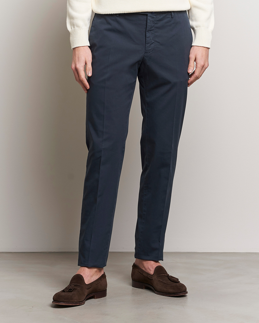 Herr | Italian Department | Incotex | Slim Fit Comfort Chinos Navy