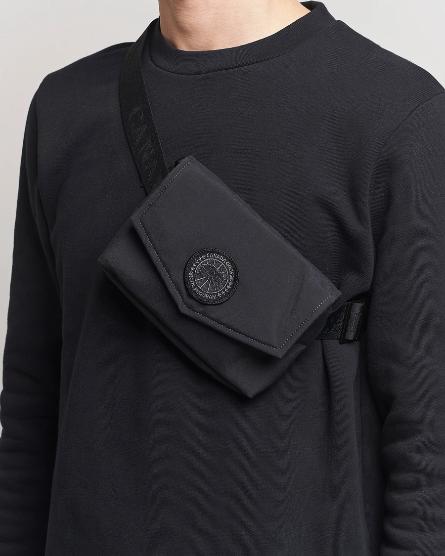 Herr | Axelremsväskor | Canada Goose | Mini Waistpack Black