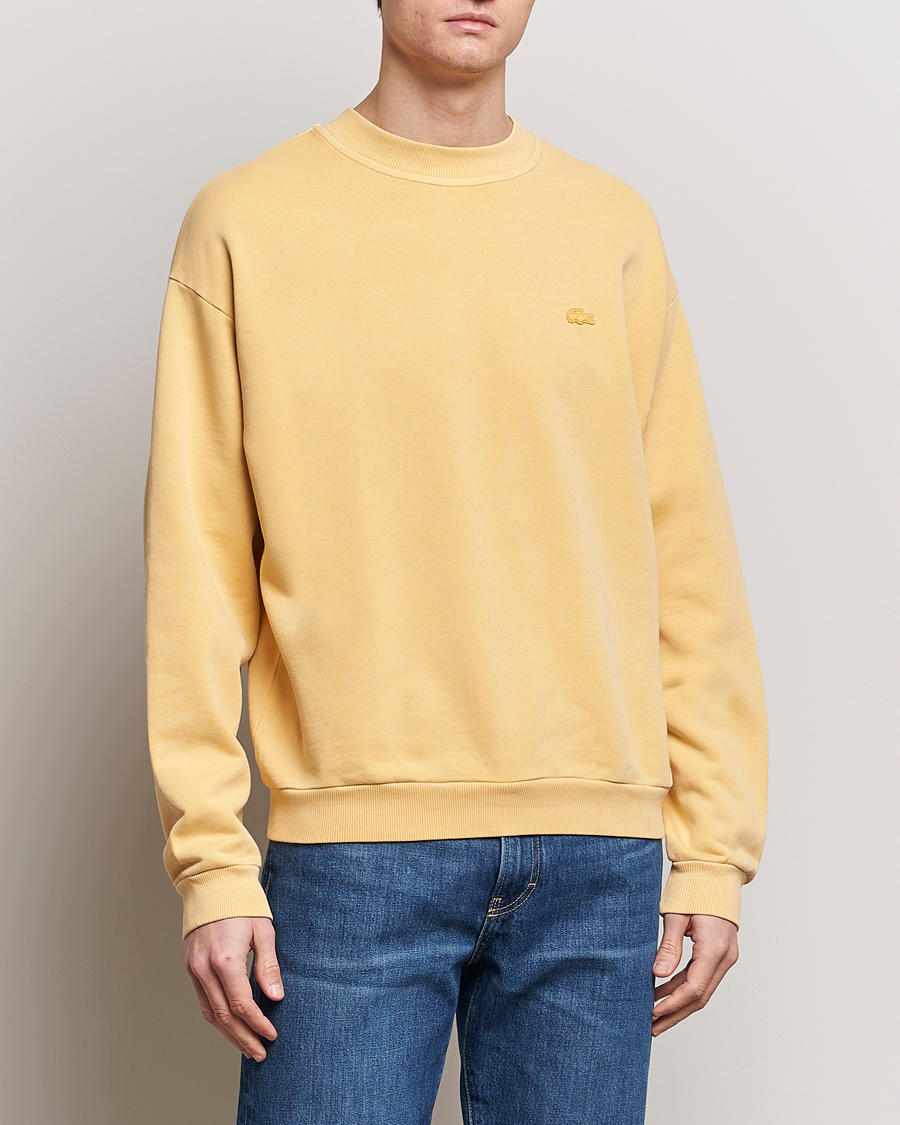 Herr |  | Lacoste | Natural Dyed Crew Neck Sweatshirt Golden Haze