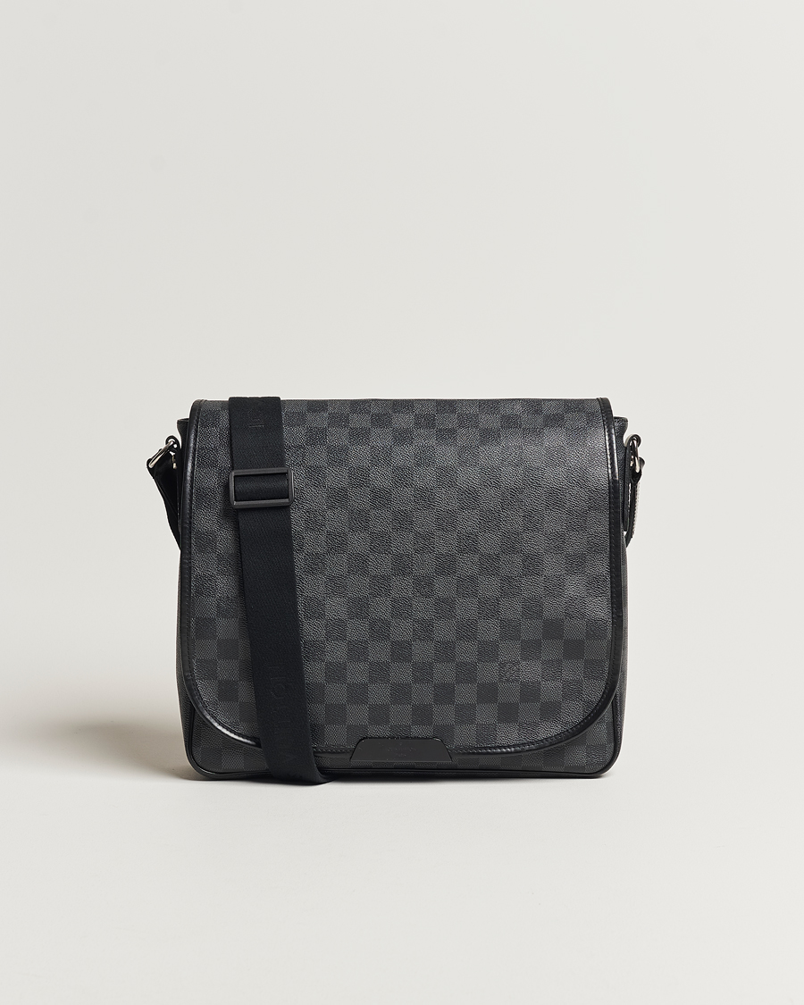 Herr | Louis Vuitton Pre-Owned Daniel MM Satchel Leather Bag Damier Graphite | Louis Vuitton Pre-Owned | Daniel MM Satchel Leather Bag Damier Graphite