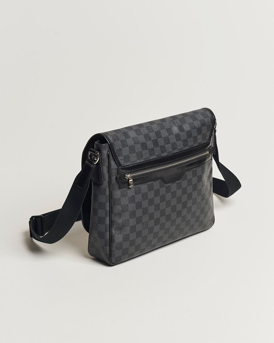 Herr | Louis Vuitton Pre-Owned Daniel MM Satchel Leather Bag Damier Graphite | Louis Vuitton Pre-Owned | Daniel MM Satchel Leather Bag Damier Graphite