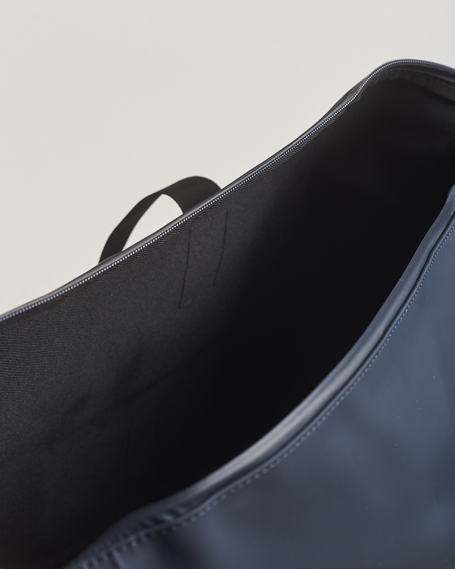 Herr | Väskor | RAINS | Hilo Weekendbag Navy