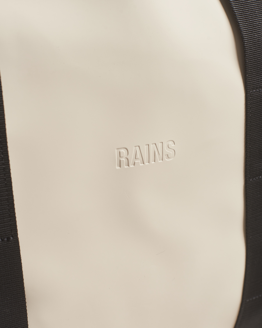 Herr | Väskor | RAINS | Hilo Small Weekendbag Dune